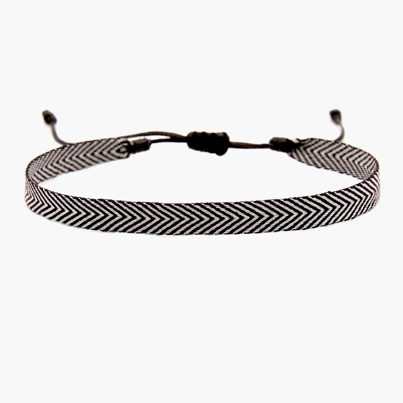 Sisal band bracelet-Handmade Purnama Bracelet (Black/White)