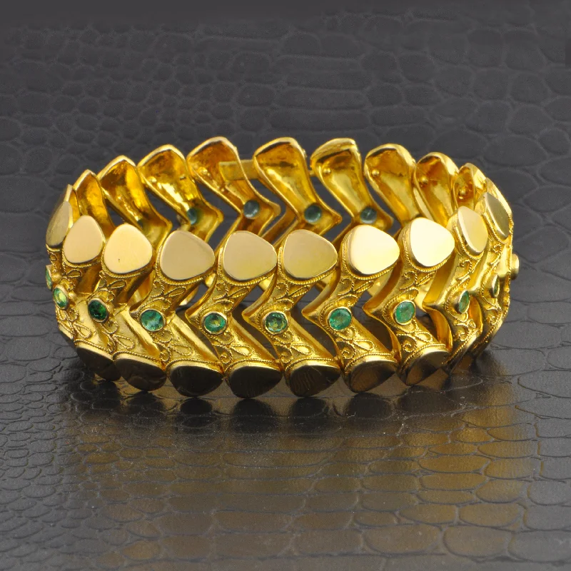 Knit band bracelet-Magnificent Vintage Chevron Style Emerald Bracelet in 18k Yellow Gold