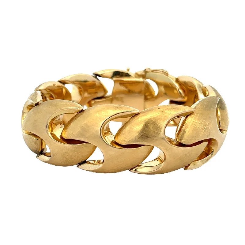 Edge gem bracelet-Statement 18k Yellow Gold Bracelet with Florentine Finish