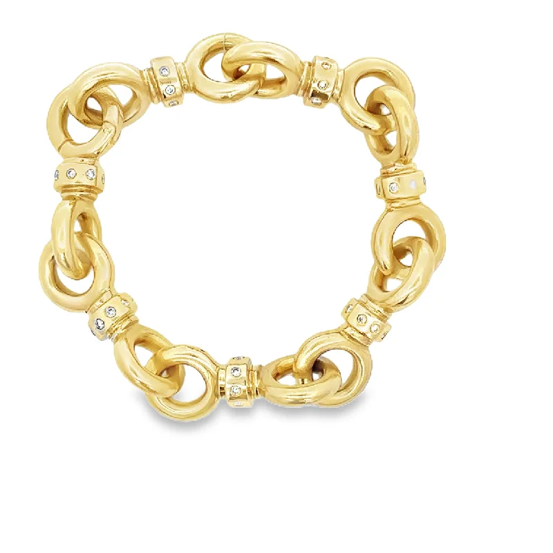 Sixteen-bead bracelet-Substantial Diamond Accented Circle Link Bracelet in Yellow Gold