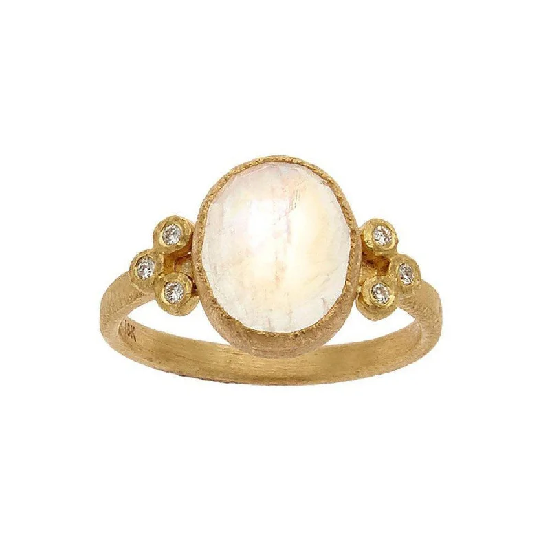 Coarse grain ring-Moonstone Ring 18k Gold