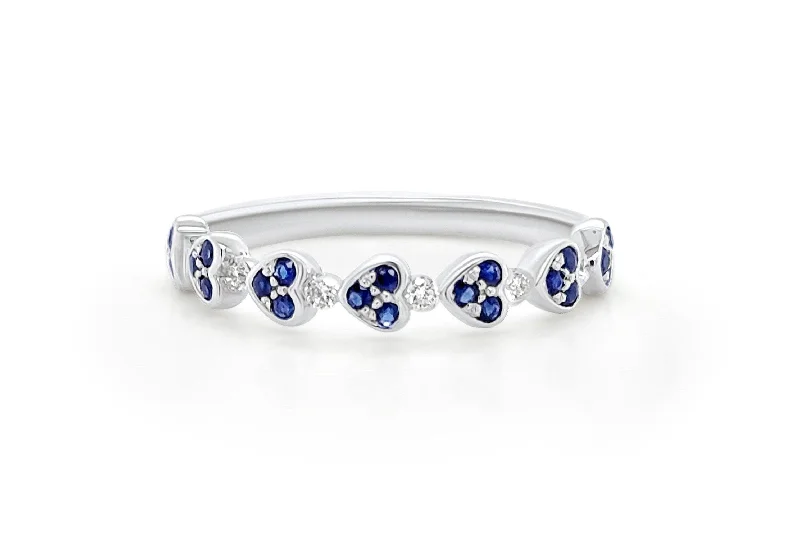 Tartan check ring-Ring 18kt White Gold 7 Hearts Diamonds and Sapphires