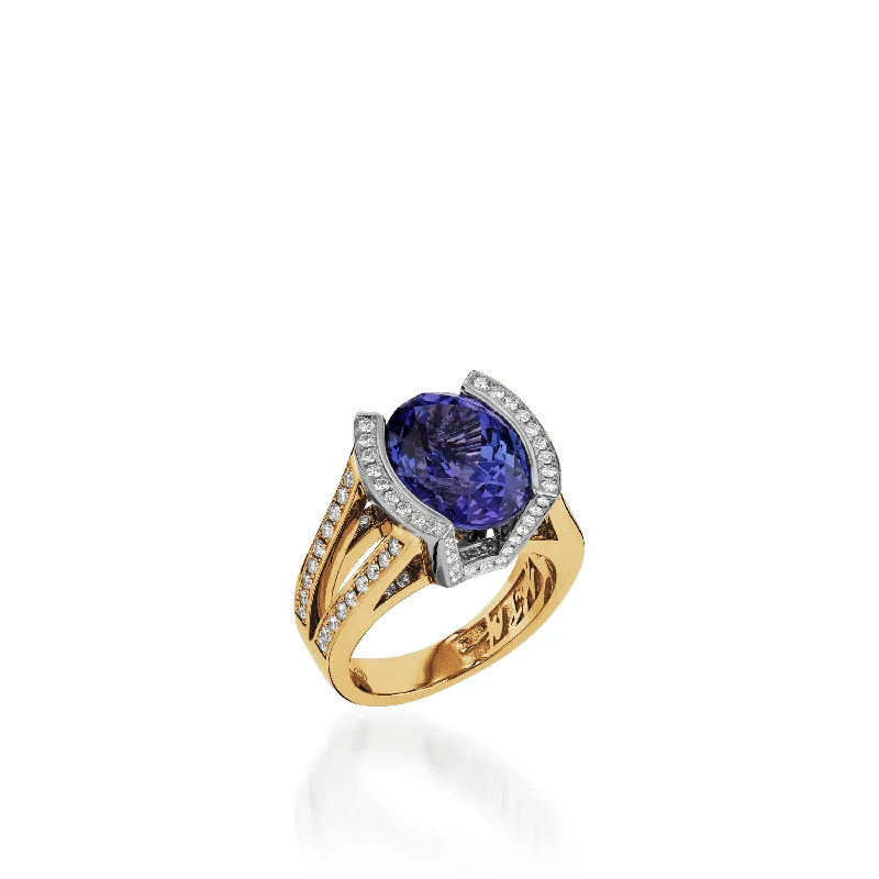 Coral branch ring-Signature Tanzanite and  Diamond Ring