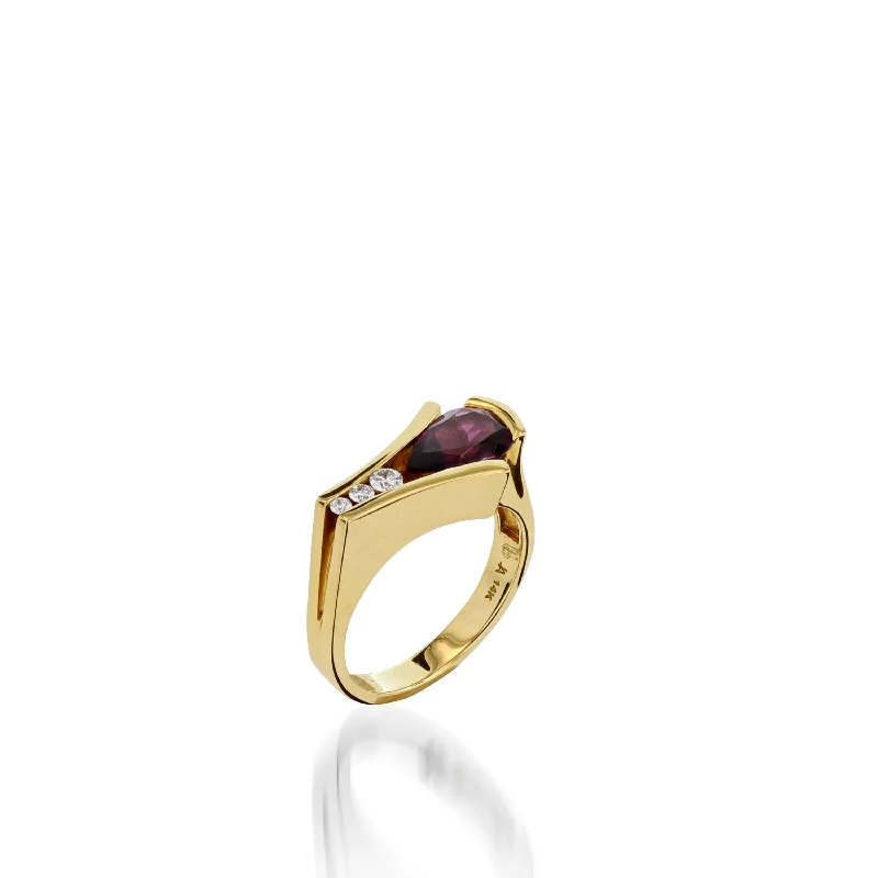 Flowing edge ring-Venture Small Gemstone Ring with Diamonds