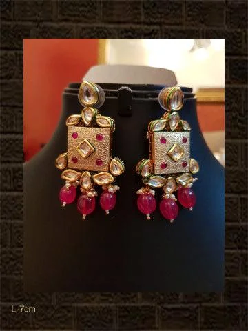 Scarlet ruby earrings-Ivory finish square kundan earring with ruby drops